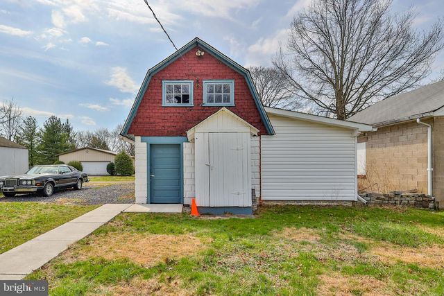 336 FAIRVIEW AVE, Quakertown, PA 18951