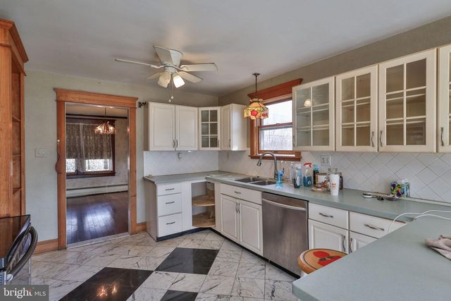 336 FAIRVIEW AVE, Quakertown, PA 18951