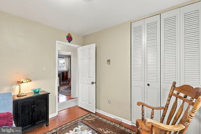 4 BUCKINGHAM DR, Chambersburg, PA 17201
