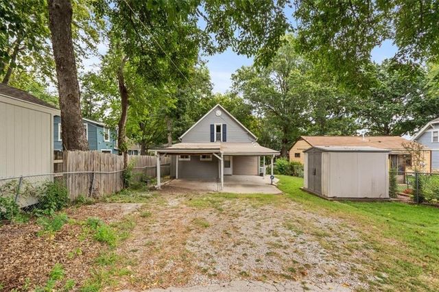 6010 Kenwood Avenue, Kansas City, MO 64110