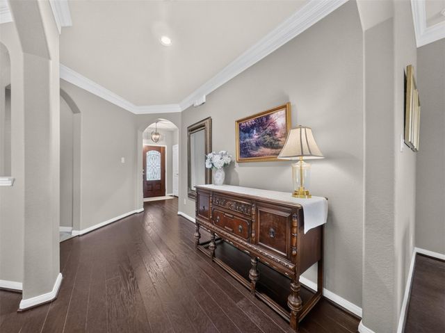 79 W Wading Pond Circle, The Woodlands, TX 77375