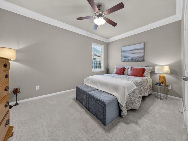 79 W Wading Pond Circle, The Woodlands, TX 77375