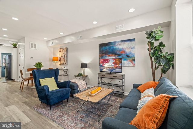2010 S BEECHWOOD STREET, Philadelphia, PA 19145
