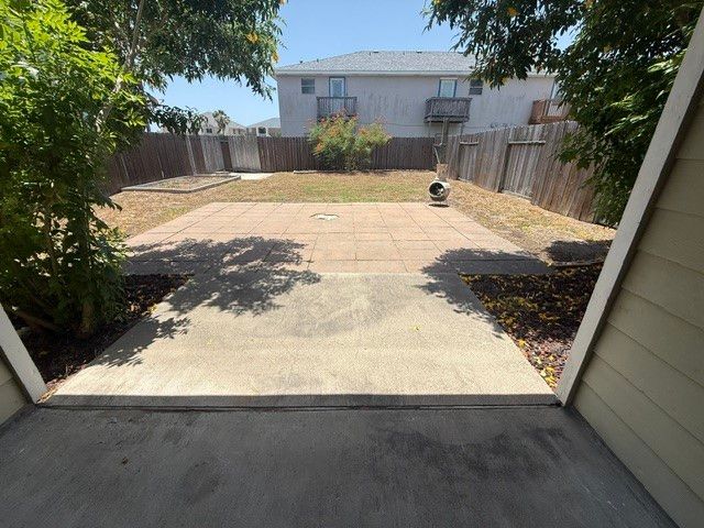 13961 Ports O Call Dr, Corpus Christi, TX 78418