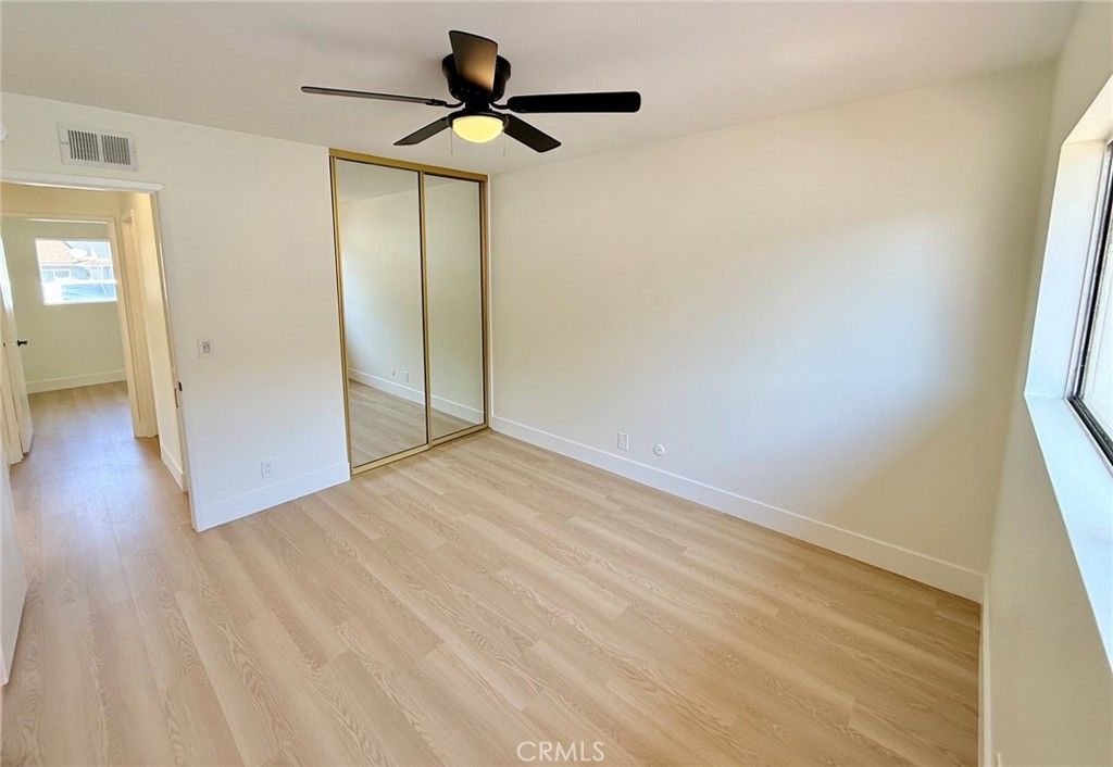 Image 13 of property listing at 28196 Robin, Saugus, CA 91350