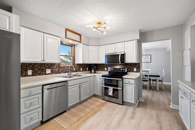 205 NW Applewood Street, Ankeny, IA 50023