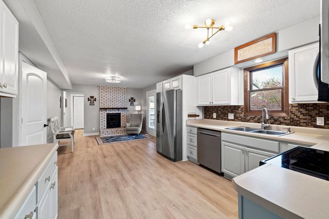 205 NW Applewood Street, Ankeny, IA 50023