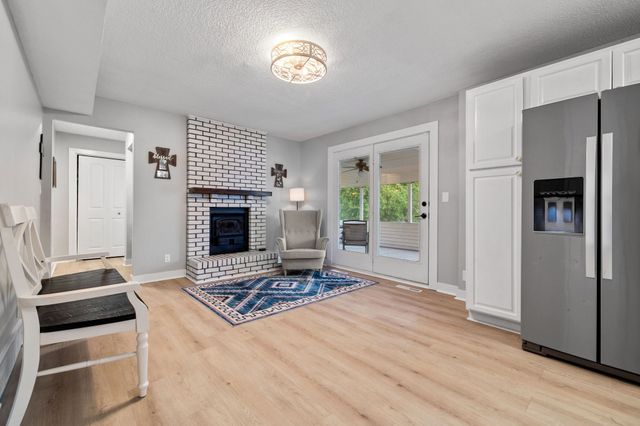 205 NW Applewood Street, Ankeny, IA 50023