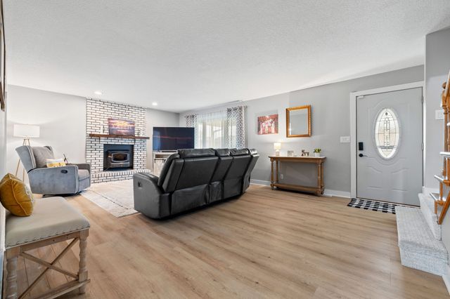 205 NW Applewood Street, Ankeny, IA 50023