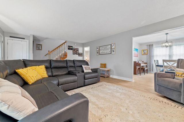 205 NW Applewood Street, Ankeny, IA 50023