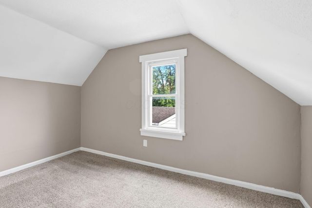 1888 Woodland Avenue, Columbus, OH 43219