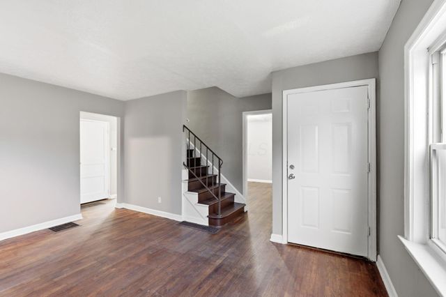 1888 Woodland Avenue, Columbus, OH 43219