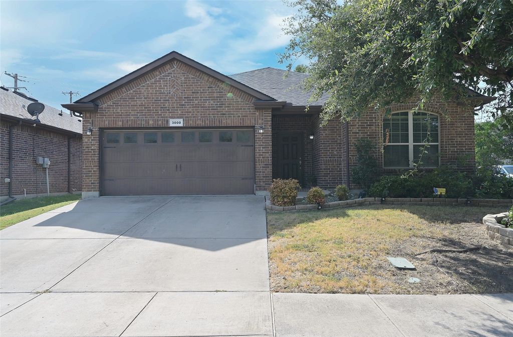 3000 Mitchell Court, Arlington, TX 76010 — exterior