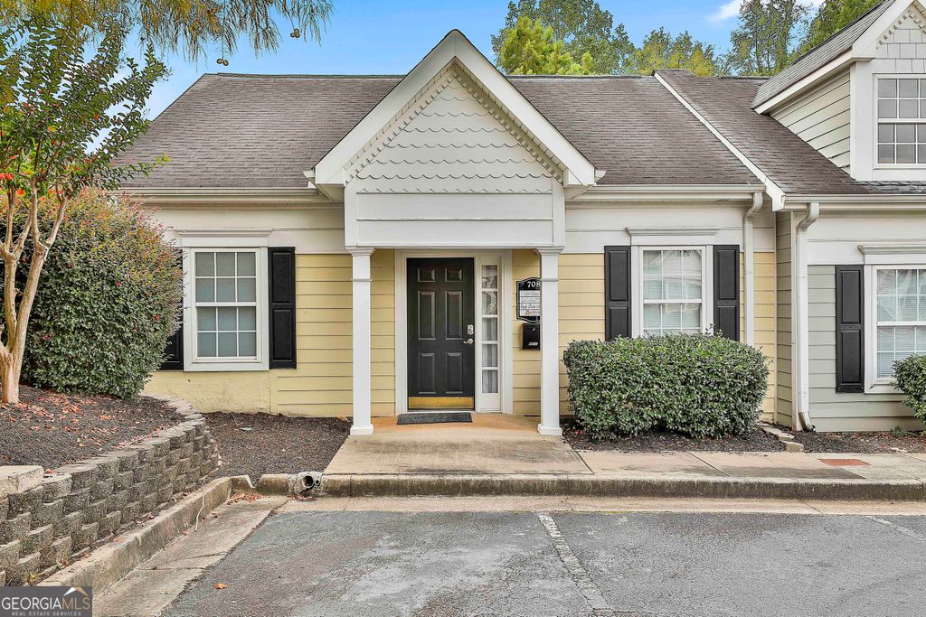 500 W Lanier Avenue 708, Fayetteville, GA 30214