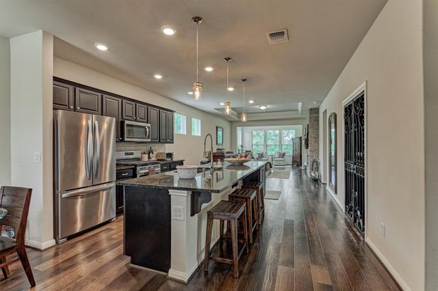 128 Caspian Way, The Woodlands, TX 77382