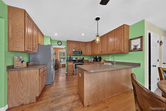 2660 Scenic Meadows Drive, Ortonville, MI 48462
