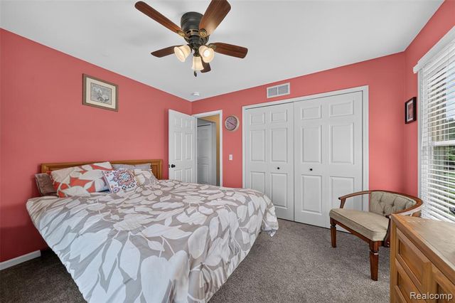 2660 Scenic Meadows Drive, Ortonville, MI 48462