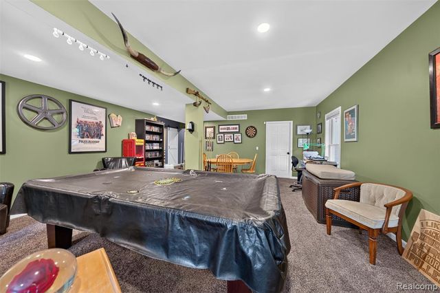 2660 Scenic Meadows Drive, Ortonville, MI 48462