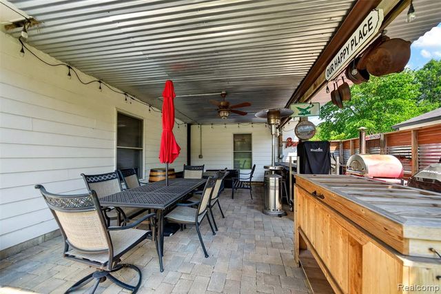 2660 Scenic Meadows Drive, Ortonville, MI 48462