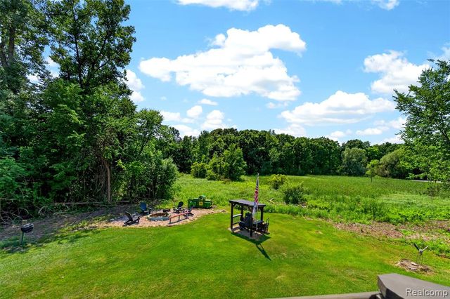 2660 Scenic Meadows Drive, Ortonville, MI 48462