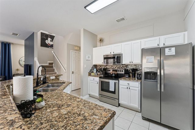 8572 BAY LILLY LOOP, Kissimmee, FL 34747