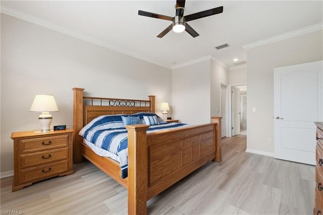 4374 Bismark WAY, Naples, FL 34119
