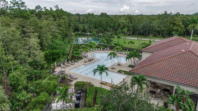 4374 Bismark WAY, Naples, FL 34119
