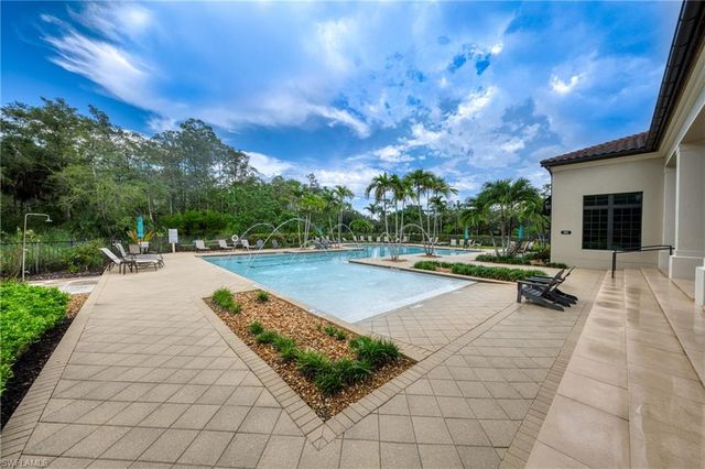 4374 Bismark WAY, Naples, FL 34119