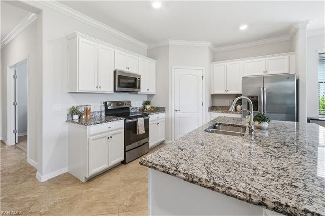4374 Bismark WAY, Naples, FL 34119