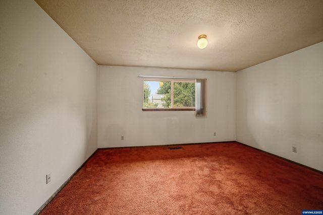 7009 Nottingham Dr NE, Keizer, OR 97303