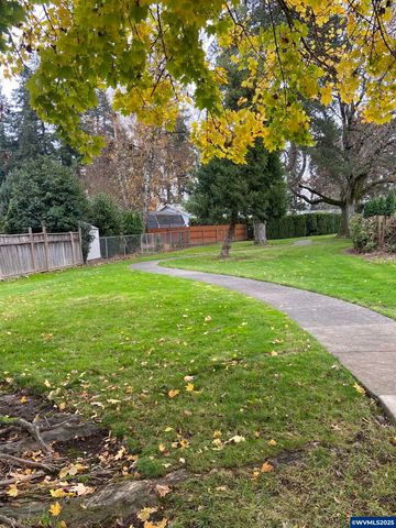 7009 Nottingham Dr NE, Keizer, OR 97303