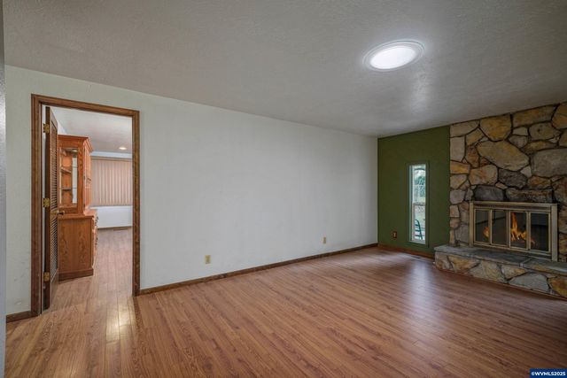 7009 Nottingham Dr NE, Keizer, OR 97303