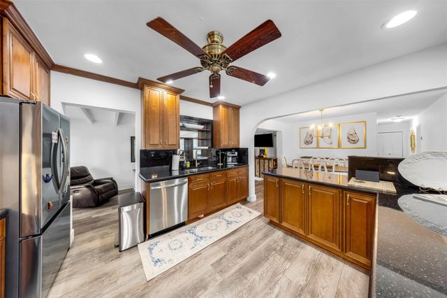 2133 Coral Gardens Dr, Wilton Manors, FL 33306