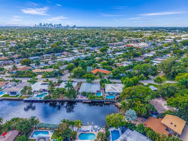 2133 Coral Gardens Dr, Wilton Manors, FL 33306