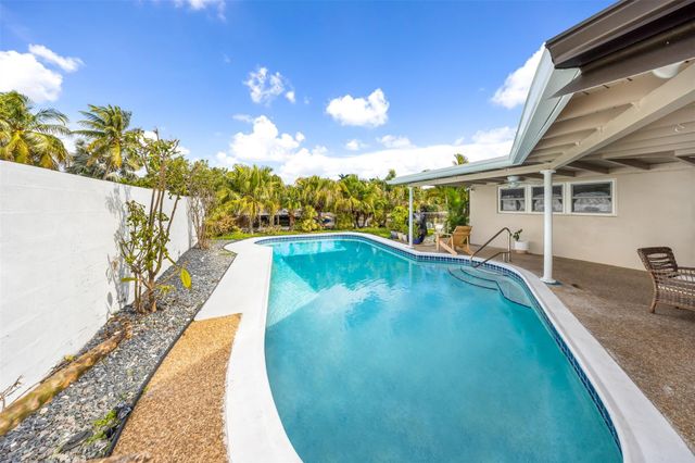 2133 Coral Gardens Dr, Wilton Manors, FL 33306