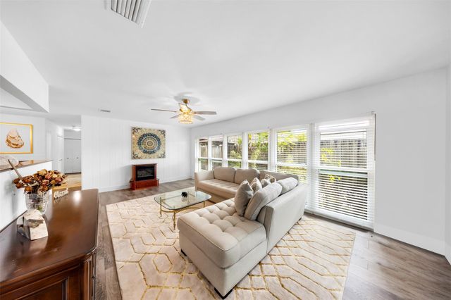 2133 Coral Gardens Dr, Wilton Manors, FL 33306