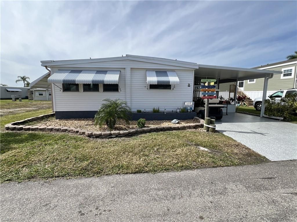 290 Valencia DR, FORT MYERS, FL 33905 — exterior