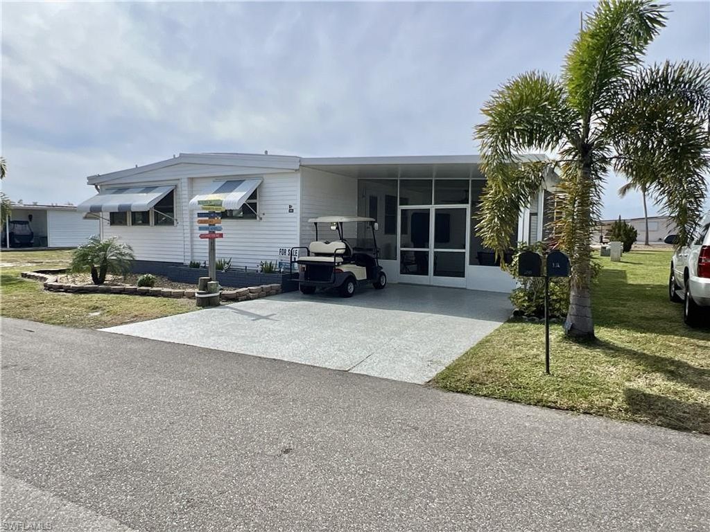 290 Valencia DR, FORT MYERS, FL 33905 — photo 3