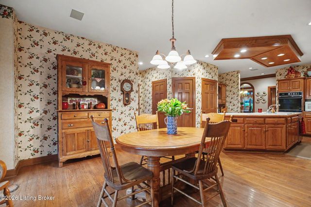 14701 Forest Creek Way, Louisville, KY 40245