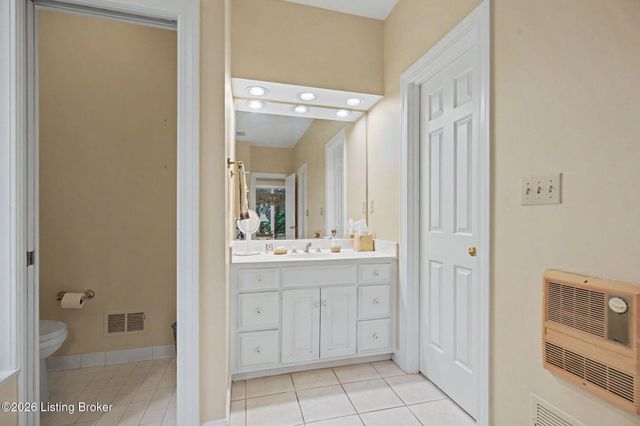 14701 Forest Creek Way, Louisville, KY 40245