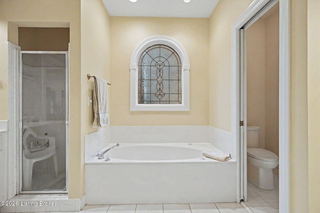 14701 Forest Creek Way, Louisville, KY 40245