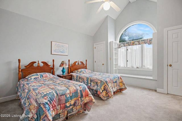 14701 Forest Creek Way, Louisville, KY 40245
