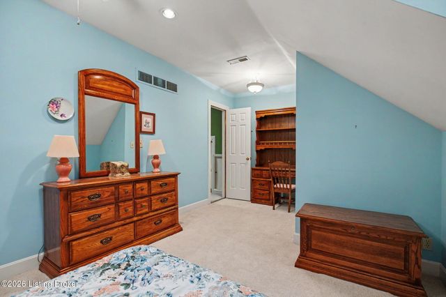 14701 Forest Creek Way, Louisville, KY 40245