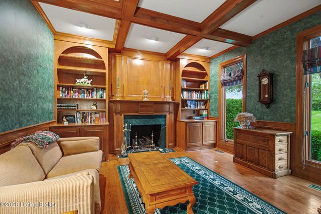 14701 Forest Creek Way, Louisville, KY 40245