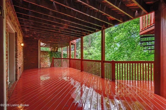 14701 Forest Creek Way, Louisville, KY 40245