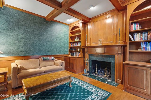 14701 Forest Creek Way, Louisville, KY 40245