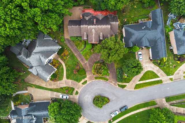14701 Forest Creek Way, Louisville, KY 40245