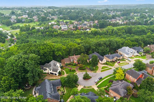 14701 Forest Creek Way, Louisville, KY 40245