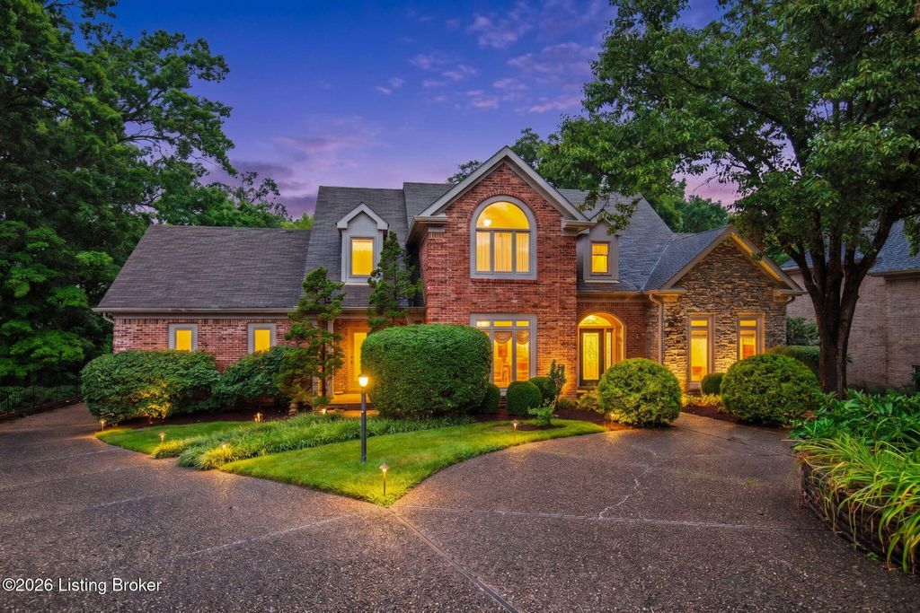 14701 Forest Creek Way, Louisville, KY 40245