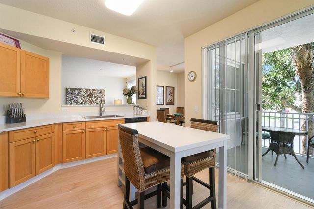11028 Legacy Drive 203, Palm Beach Gardens, FL 33410